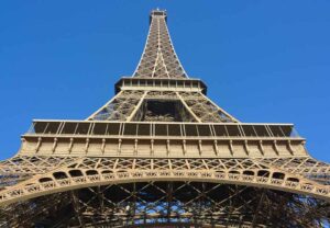 17 Interesting Eiffel Tower Facts - Height | At Night | History | Visit